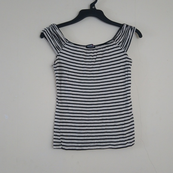 Striped Lightweight Soft Comfy Stretchy Top - Picture 2 of 10